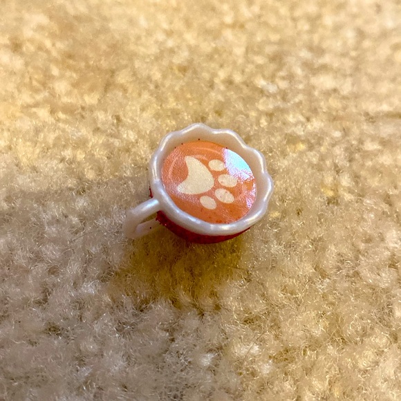 *Brand New* L.O.L Surprise Glitter Globe Doll - Snow Leopard only ever unboxed!! - Picture 8 of 14